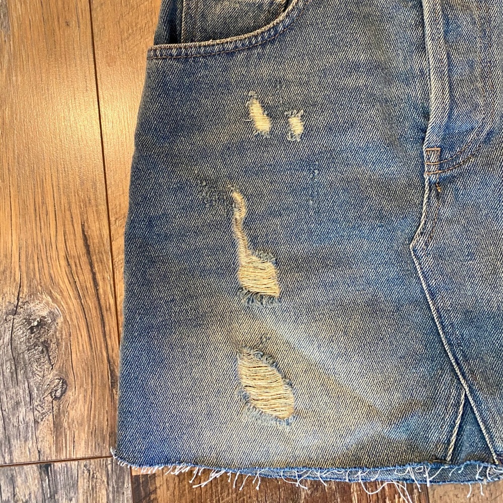 URBAN OUTFITTERS BDG Denim Raw Edge Mini Skirt - Picture 10 of 11